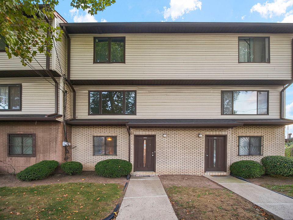 1st image of 404406 Chestnut St #15