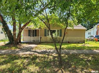 328 Orchard St, Zeigler, IL 62999