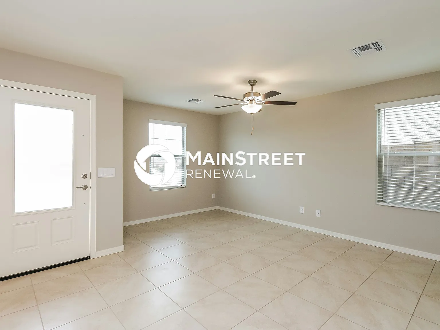 8241 W Albeniz Pl — Photo 4