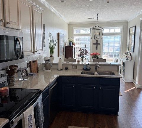 5th image of 761 Stanton Dr