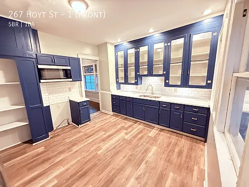 267 Hoyt St #1 Photo 1