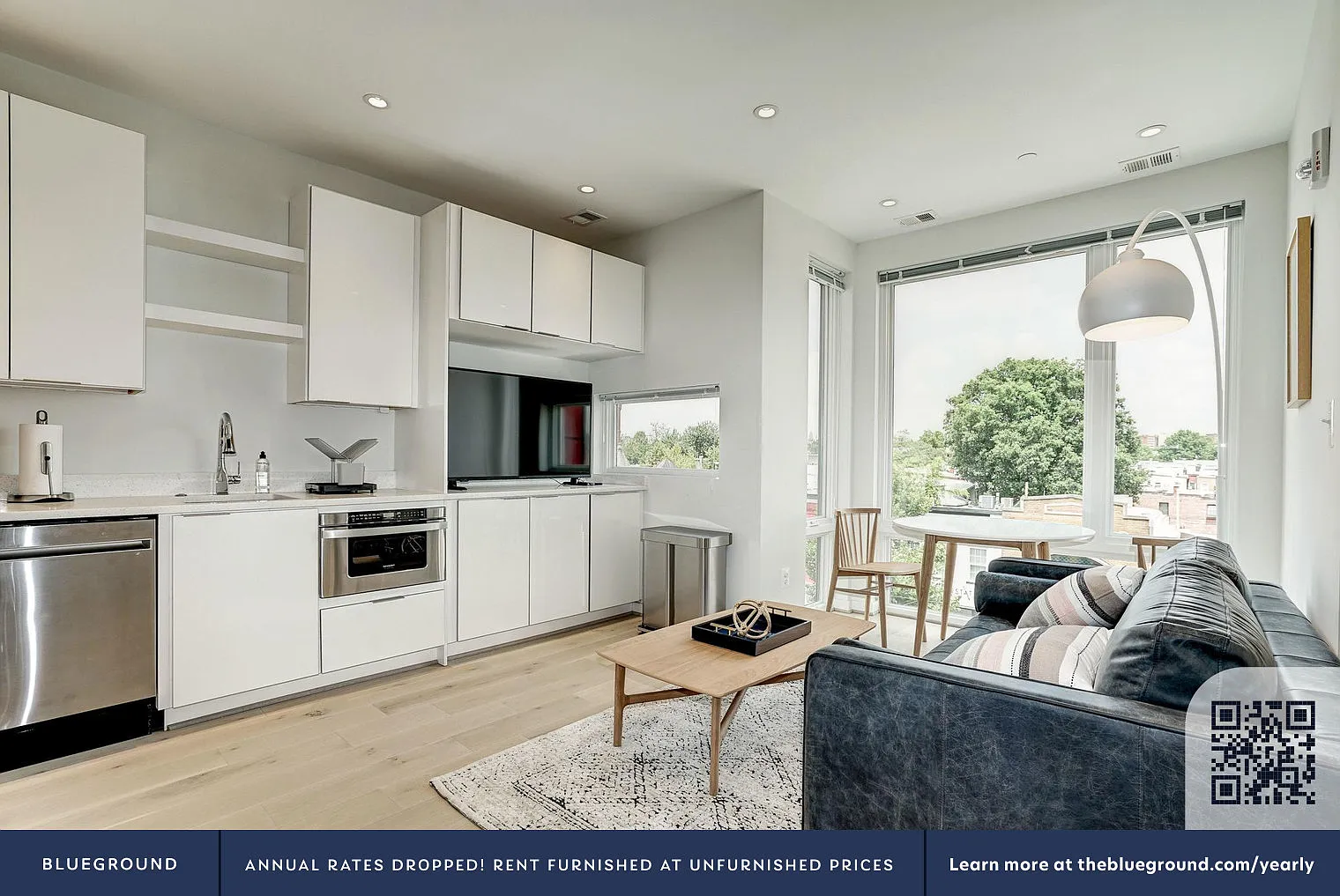 1 bed, 1.5 bath, 578 sqft, $1,970 — Photo 2