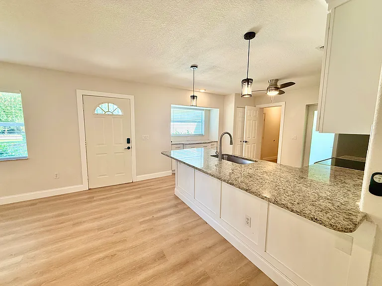 26156 Northern Cross Rd #A — Photo 7