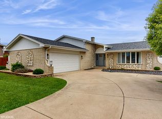 15233 Lawrence Ct, Orland Park, IL