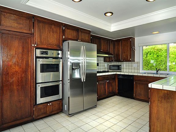 2nd image of 10690 Brookview Ln
