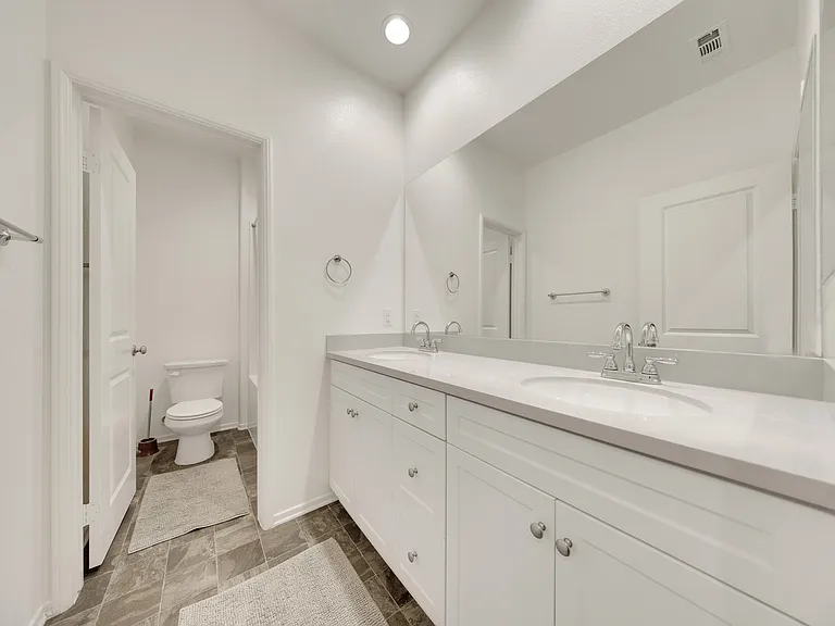 1018 Shiba Ct — Photo 21