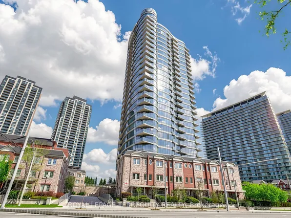 15 Windermere Ave #2205, Toronto, ON M6S 5A2