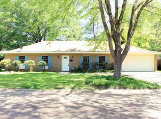 137 Riviera Dr, Jackson, MS 39211