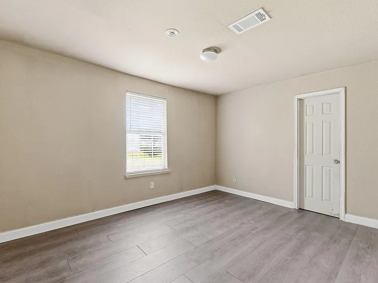 2411 Leffingwell St — Photo 21
