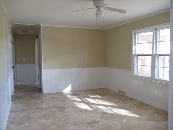 3rd image of 102 Theresa Dr