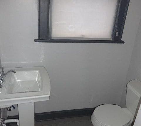 5th image of 824 S High St Ofc #
