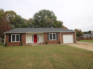 1151 Leslie Ann Dr, Richmond, VA 23223