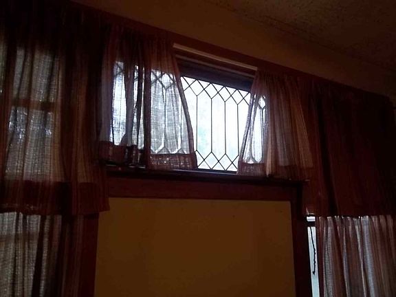 5th image of 720 Delia Ave