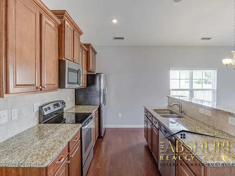 535 Smithridge Way — Photo 8