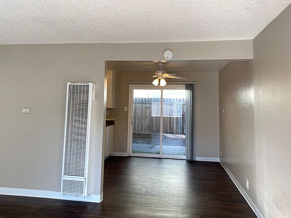 3rd image of 268 Montrose Dr APT C