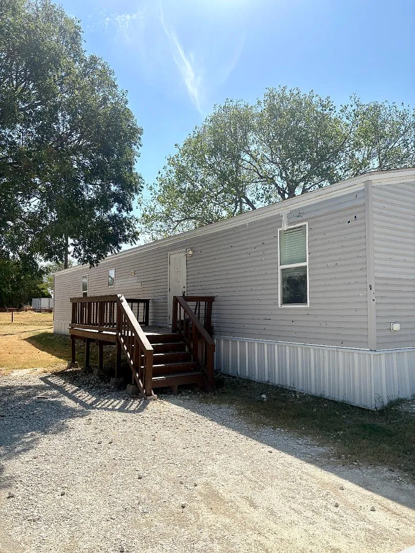 150 Private Road 1610 — Photo 1