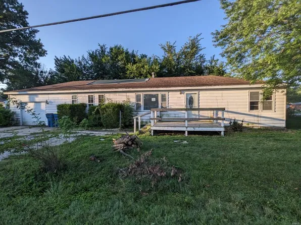 1100 High St, South Roxana, IL 62087