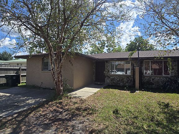 2nd image of 825 Bradley Cir