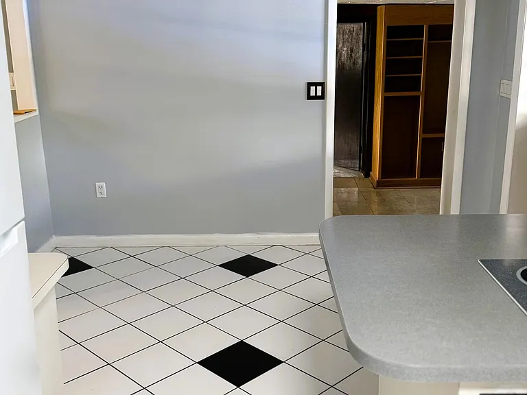 5410 Manfields Pl — Photo 5