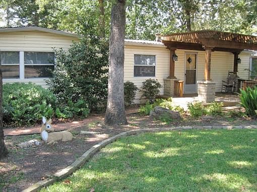 4th image of 7320 Panorama Dr W