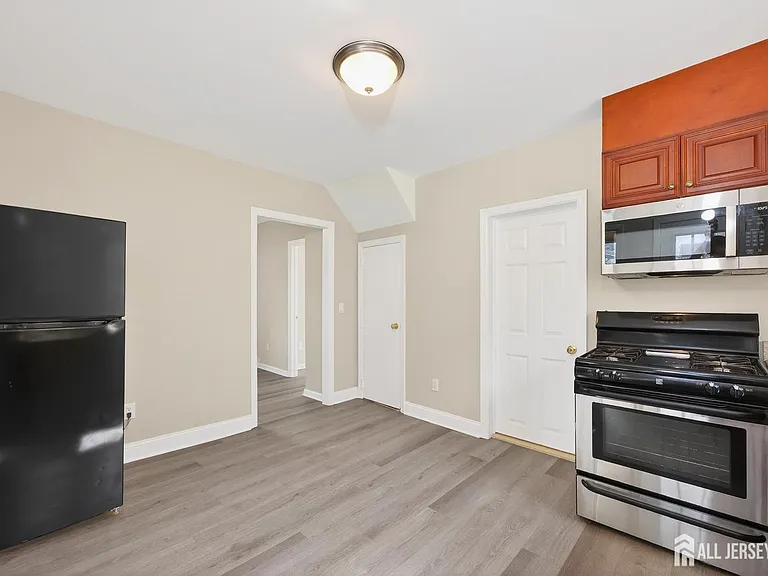 119 Vogel Pl — Photo 20