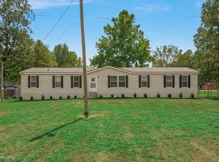 11639 Stoer Rd, Keithville, LA 71047