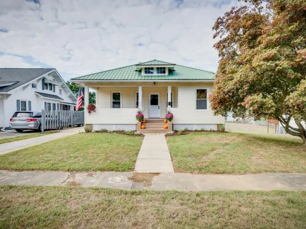 234 4th St, Erwin, TN 37650