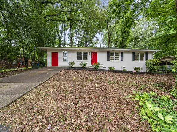 2461 Lakewood Dr NW, Kennesaw, GA 30152