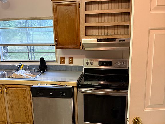 3rd image of 4022 Dudley Rd