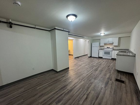 5th image of 191 E Housatonic St #C