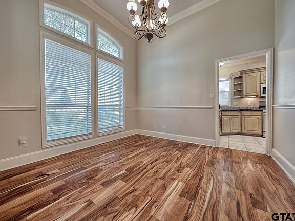 4th image of 4114 Sagemont Ln