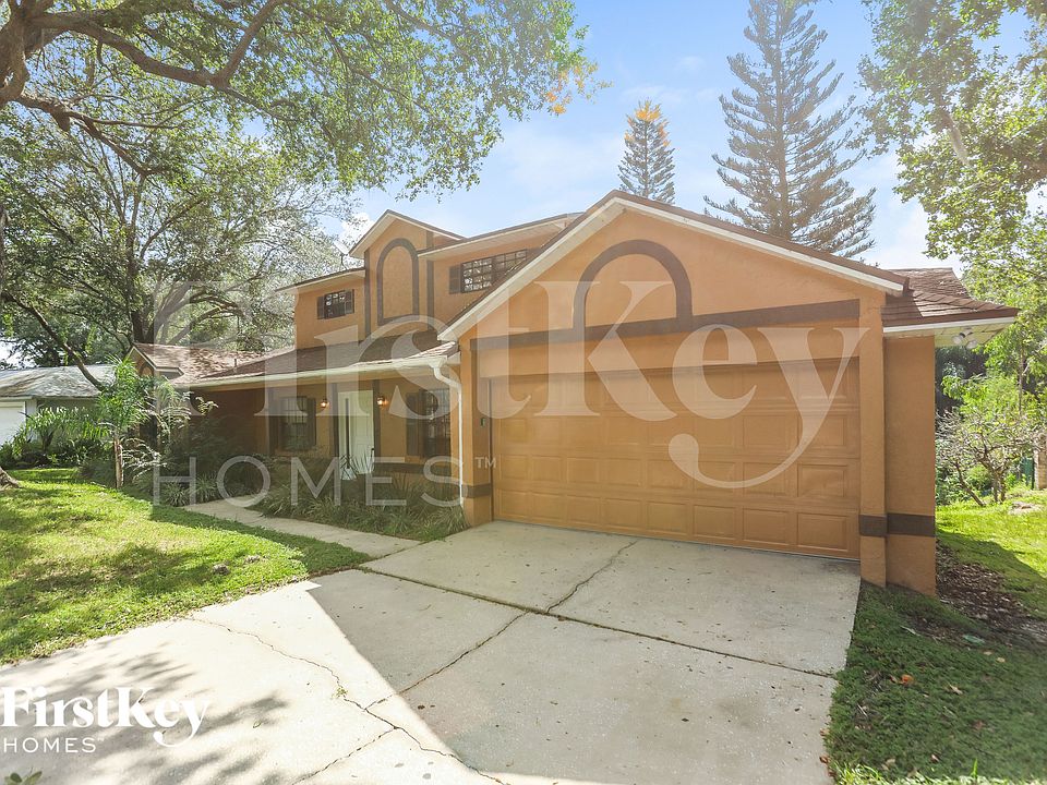 1st image of 988 Glenview Cir