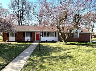 728 Southgate Dr, Belleville, IL 62223