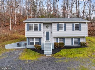 1039 Dismal Hollow Rd, Front Royal, VA 22630