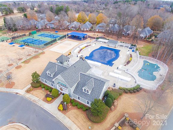 3rd image of 9302 Brown Gelly Dr