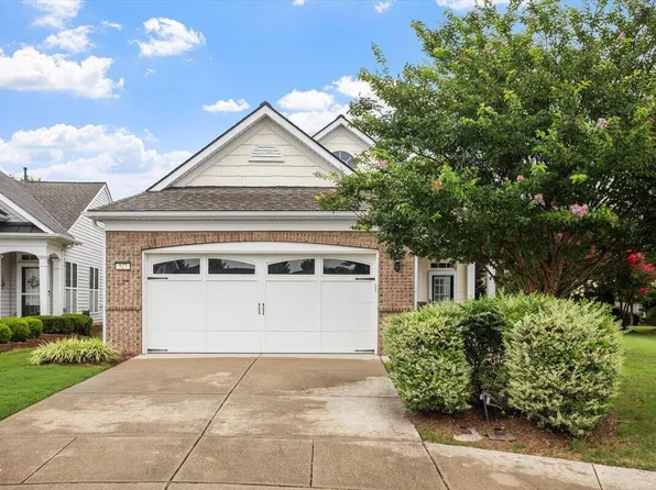 527 Tomkins Loop, Cary, NC 27519