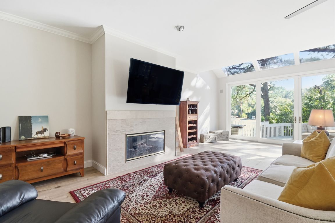 next background image