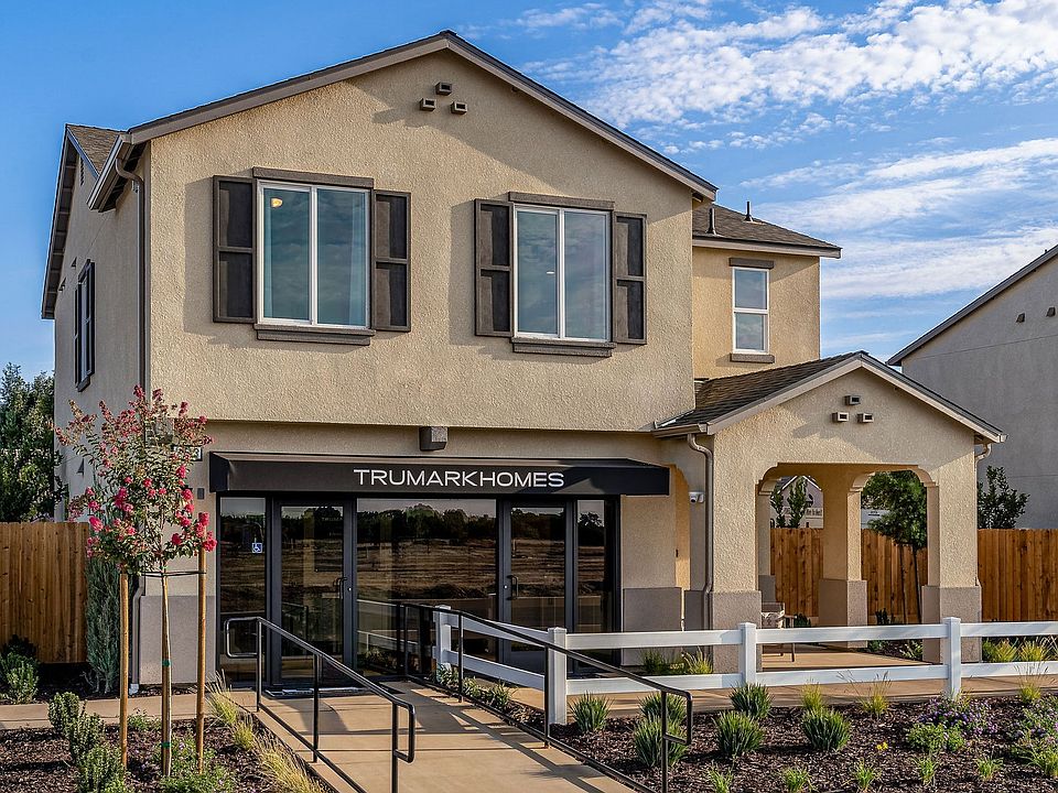 Ariette at Oak Place Canto Model Exterior