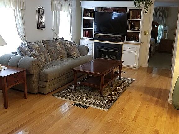 Working electric fireplace