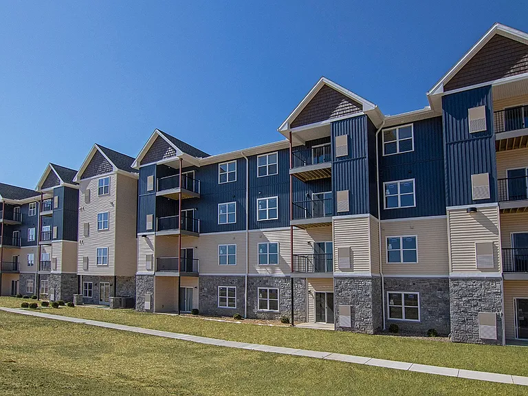 Blue Ridge Apartments — Photo 13