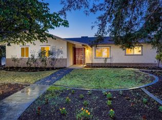 8054 N Chamise Ave, Clovis, CA 93619
