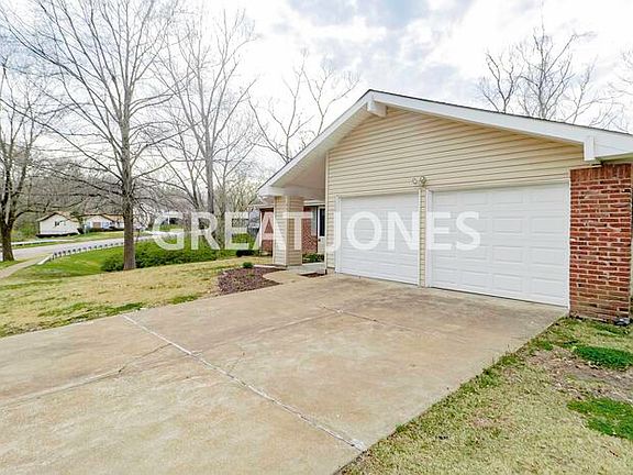 4th image of 6901 Jamestown Way Dr
