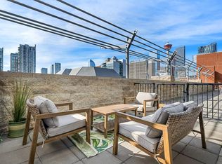 1320 1st St SE #206, Calgary, AB T2G 0G8