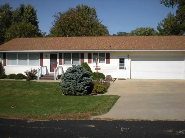 709 1st Ave, Fulton, IL 61252