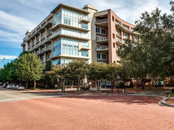 5055 Addison Cir Penthouse 717, Addison, TX 75001