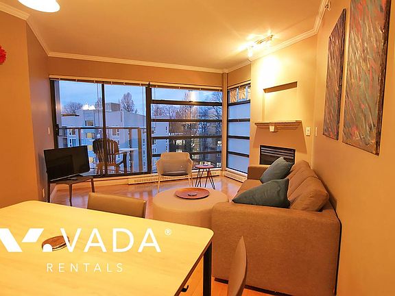 3rd image of 2228 Marstrand Ave #609