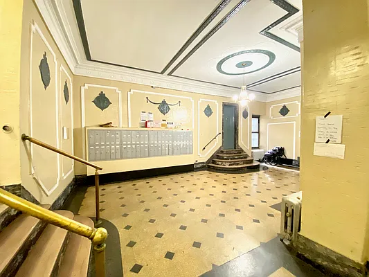 Rented by Zjama Realty Corp | media 7