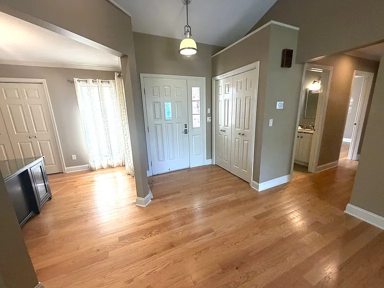 53 Huntleigh Dr — Photo 30