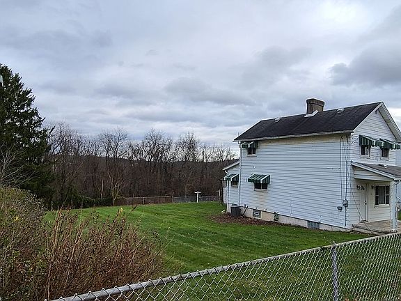 2nd image of 12 North St