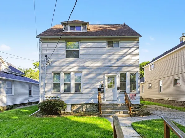 27 Colfax St NE, Grand Rapids, MI 49505